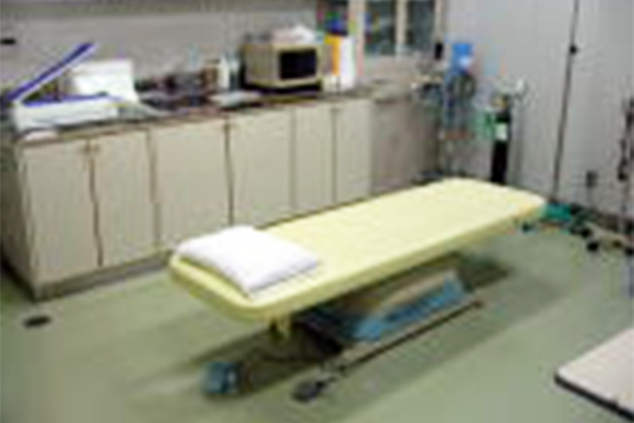 おおや整形外科医院　処置室、手術室・ギプス室